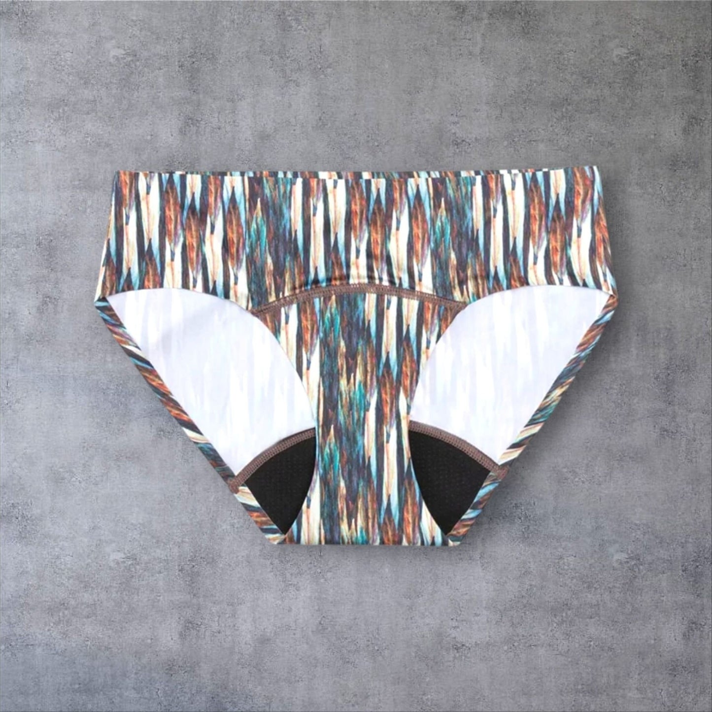 Period pants full brief available in sizes S to 3XL, featuring leak-proof technology and an optional gift box.